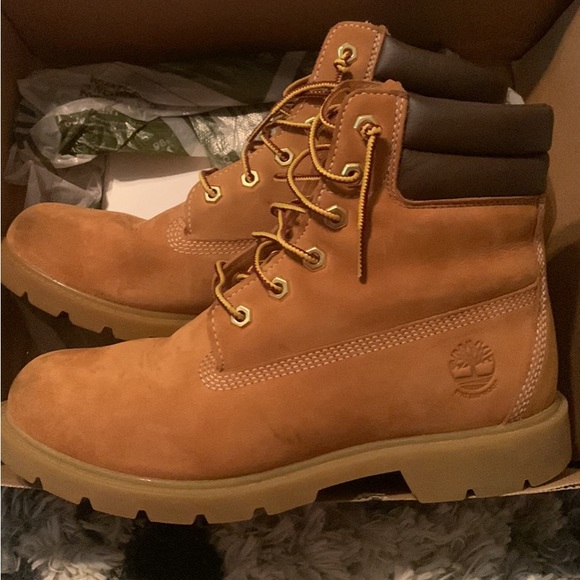 Women’s NEW timberland boots - Picture 5 of 5